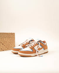 Nike Dunk Low PRM 全新配色「Light British Tan」正式登場